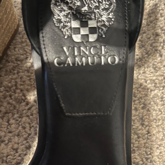 VINCE CAMUTO BLACK LEATHER WEDGE SANDAL HEELS SZ 7M - Picture 2 of 5